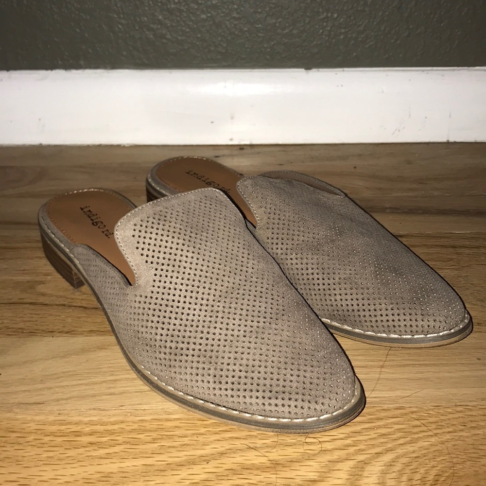 Tan/Gray Loafers